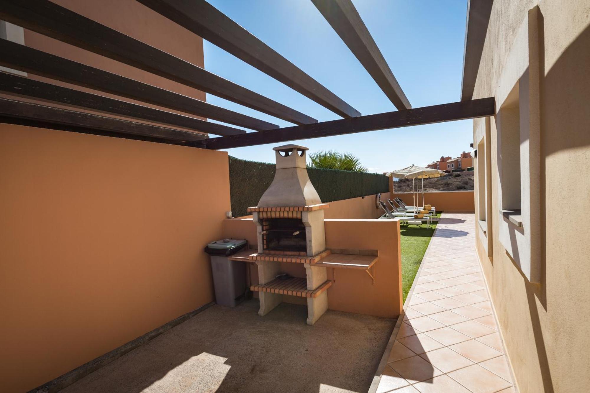 Home2Book Private Pool & Terrace, Aloha Sun Villa Corralejo Buitenkant foto