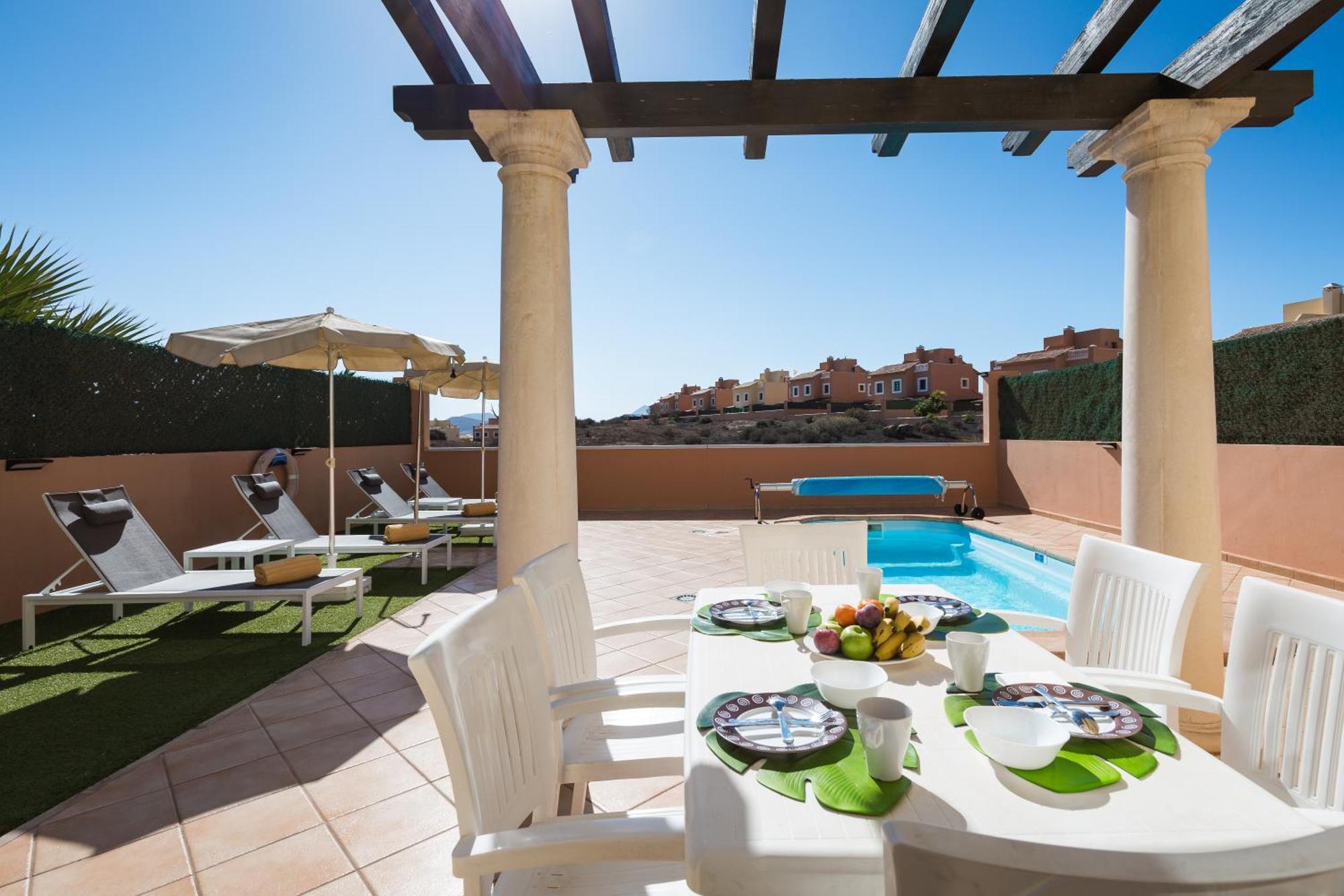 Home2Book Private Pool & Terrace, Aloha Sun Villa Corralejo Buitenkant foto